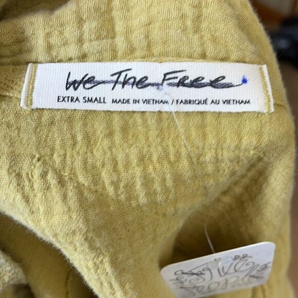 Free People L/S Mustard Top Collared V-Neck Cuffs - Picture 13 of 16